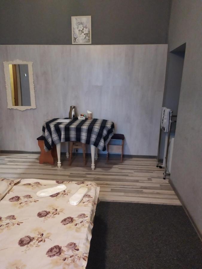 Mini Hotel Na Gasheka Kiev Buitenkant foto